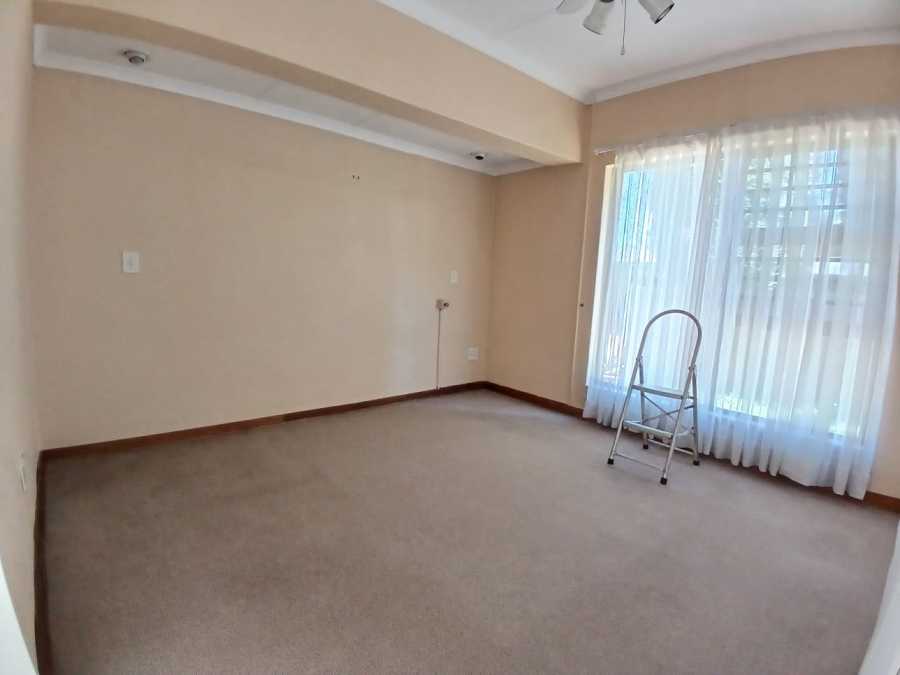 3 Bedroom Property for Sale in Vaalpark Free State